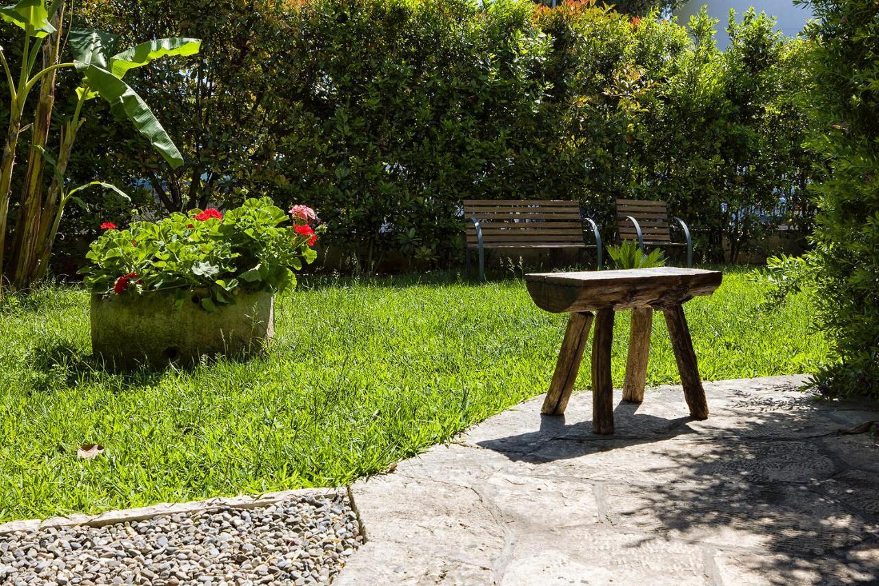 Il Giardino Di Flora Con Piscina * Lecce