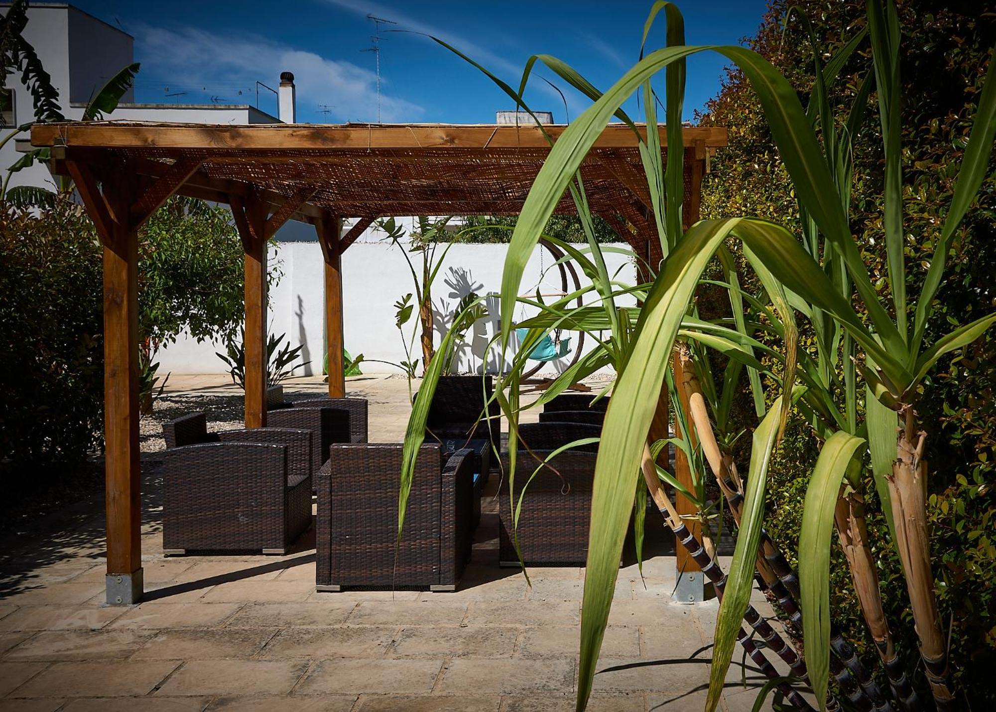 Il Giardino Di Flora Con Piscina Gasthuis