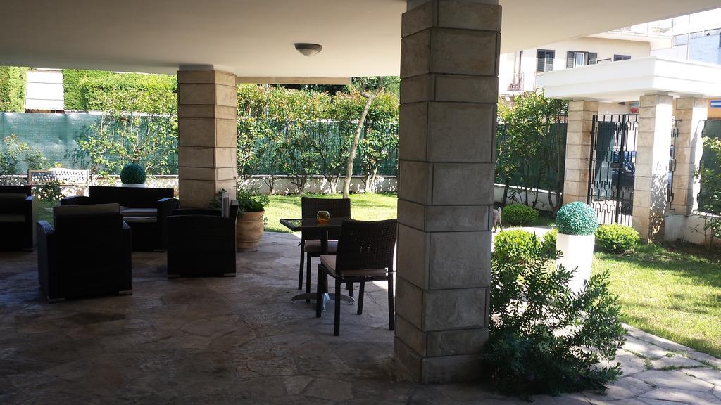 Gasthuis Il Giardino Di Flora Con Piscina